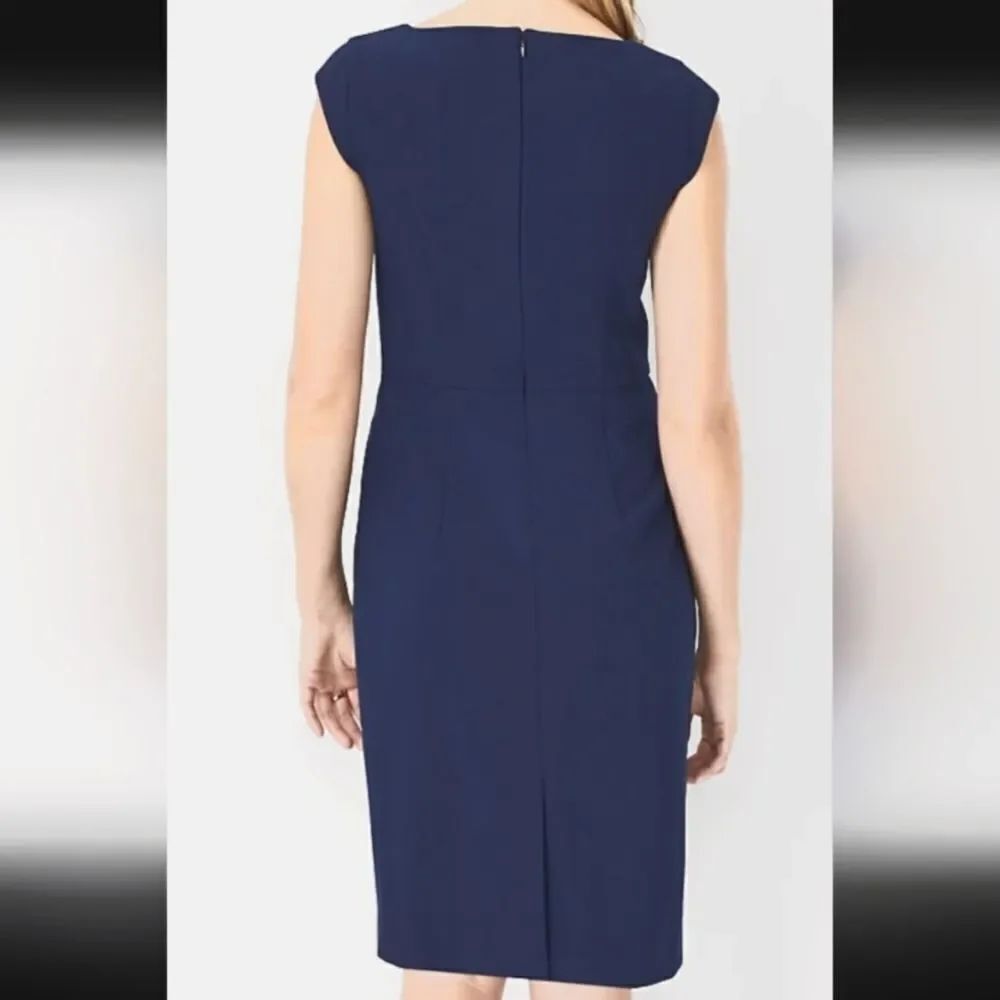 BRANDĀ NEW OLIVIA MATTHEWSāPLEATED SCOOP NECK SHEATHāDRESS